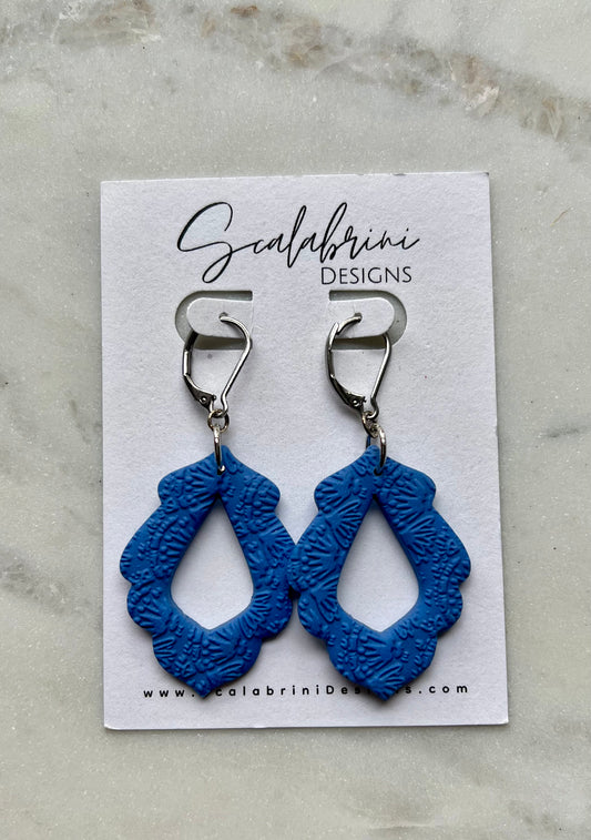 Blue textured dangle earrings